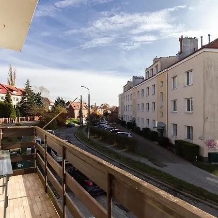 Plowce 62 Guest Spots By Bookinghost *