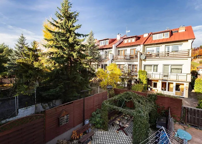 Plowce 62 Guest Spots By Bookinghost グダニスク