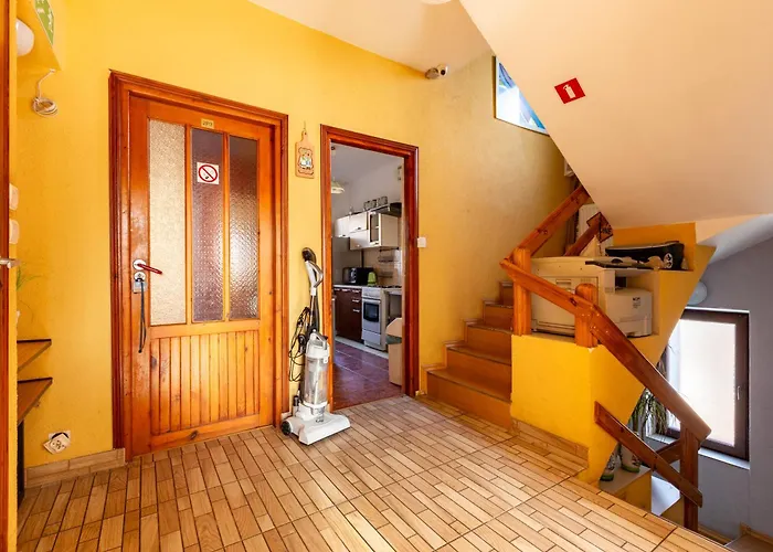 Plowce 62 Guest Spots By Bookinghost アパート *